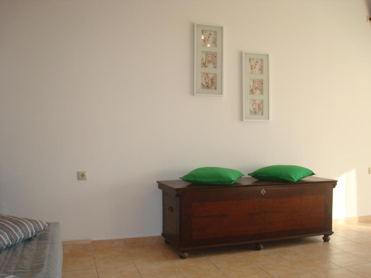 Merlot Village Rental Properties Karia  Exterior photo