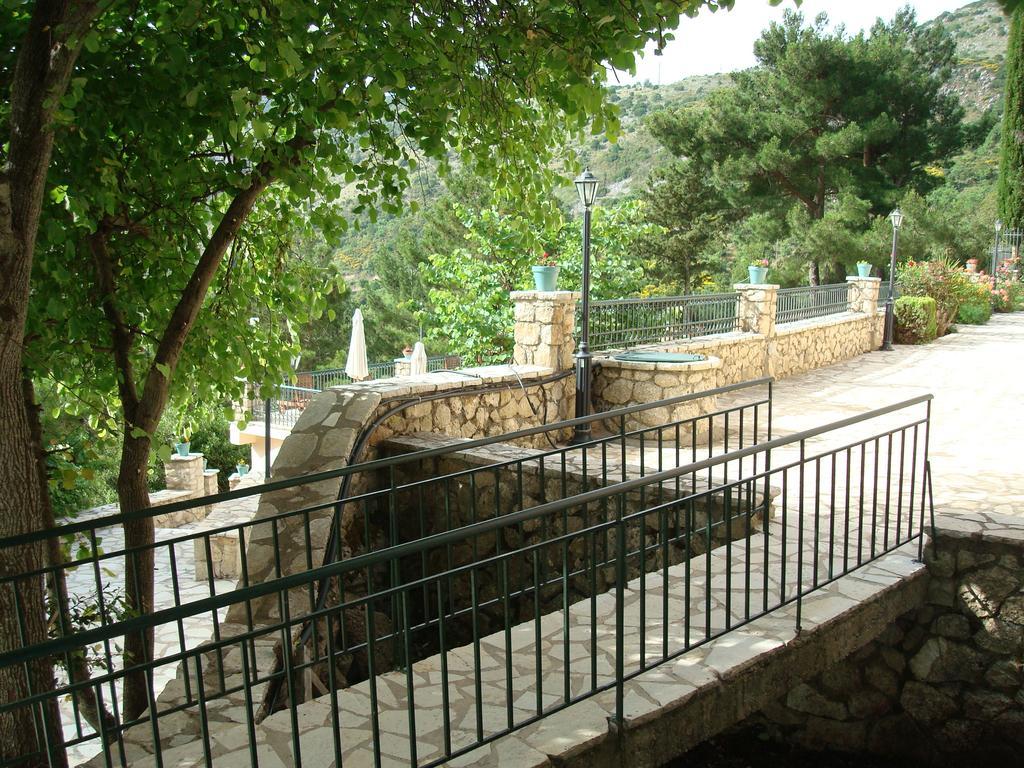 Merlot Village Rental Properties Karia  Exterior photo